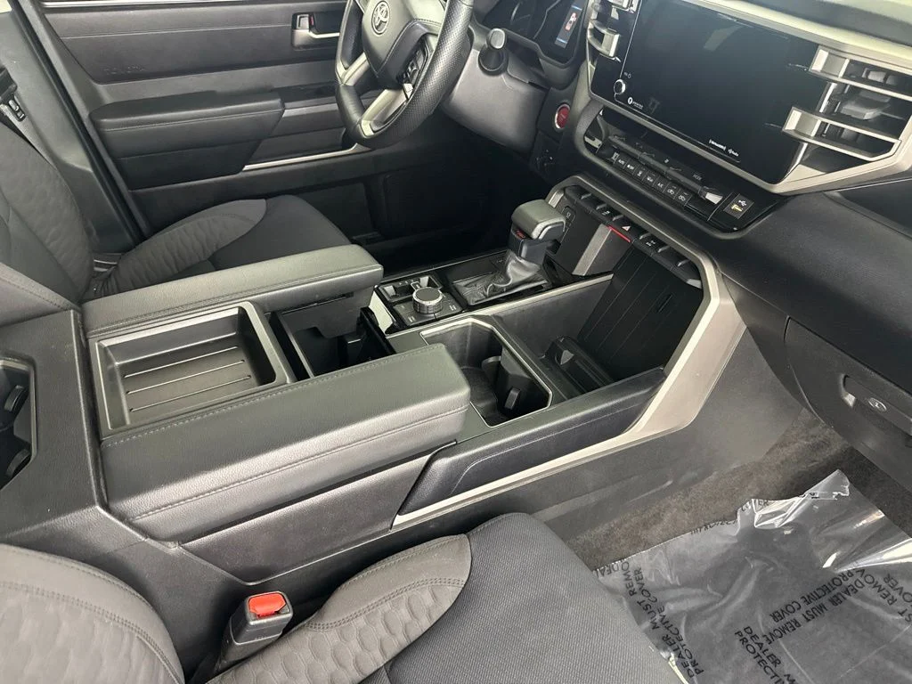 Used 2023 White Toyota SR5 image 23