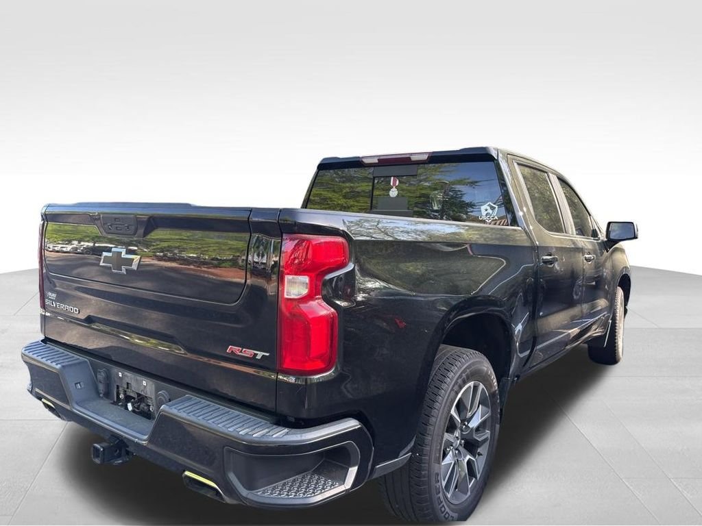Used 2022 Black Chevrolet RST image 7