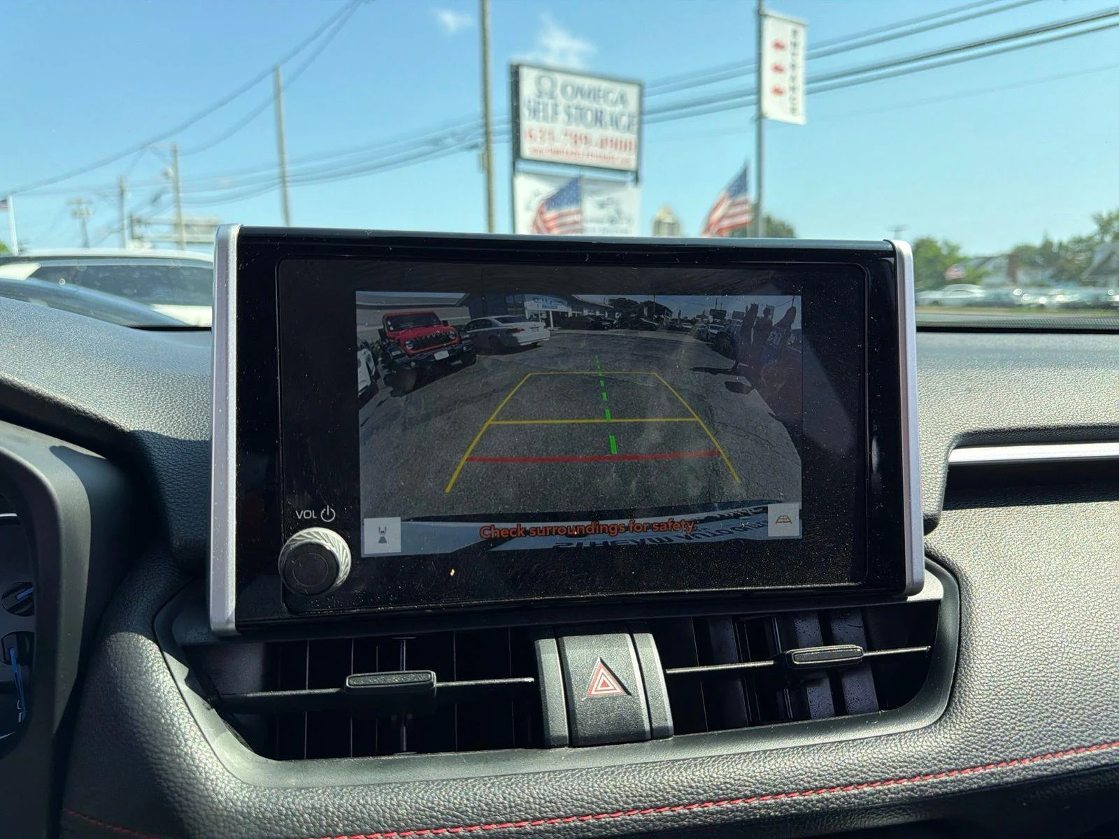 2023 Toyota RAV4 SE - Photo 31