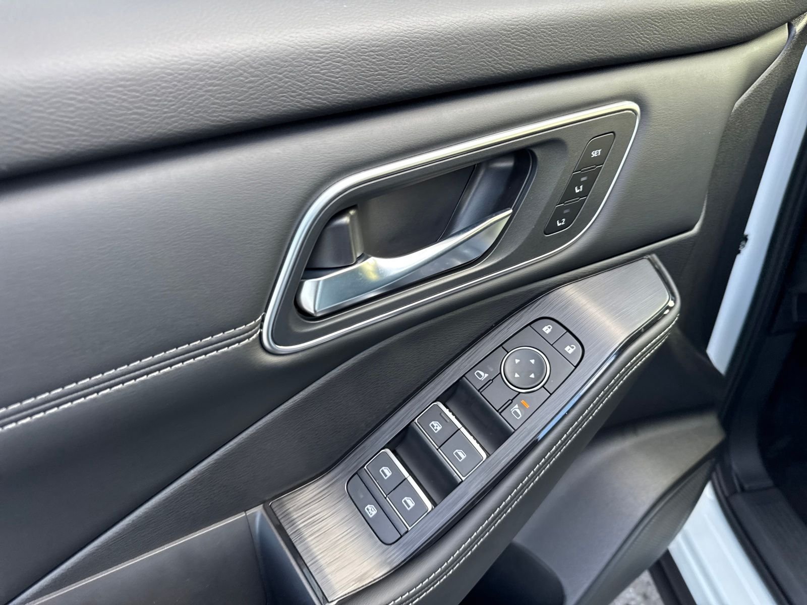 New 2026 Nissan Rogue Platinum 4D Sport Utility