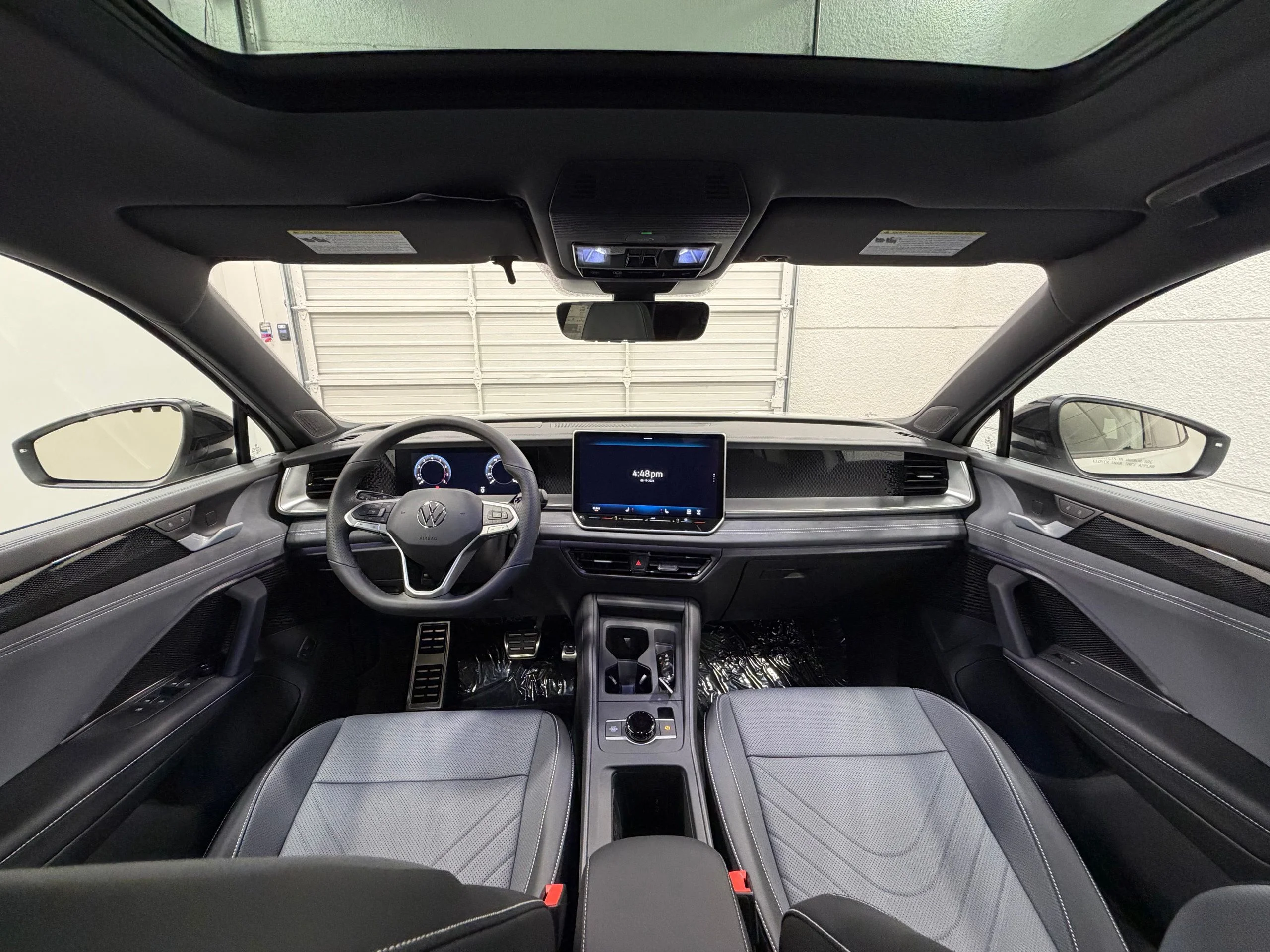 New 2026 White Volkswagen SE R-Line Black image 31