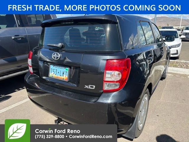 Used 2013 Black Scion Base image 7