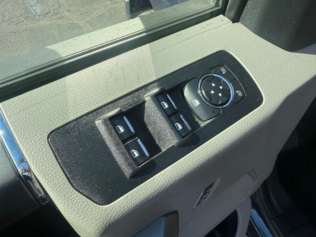 Used 2019 Gray Ford XLT image 15