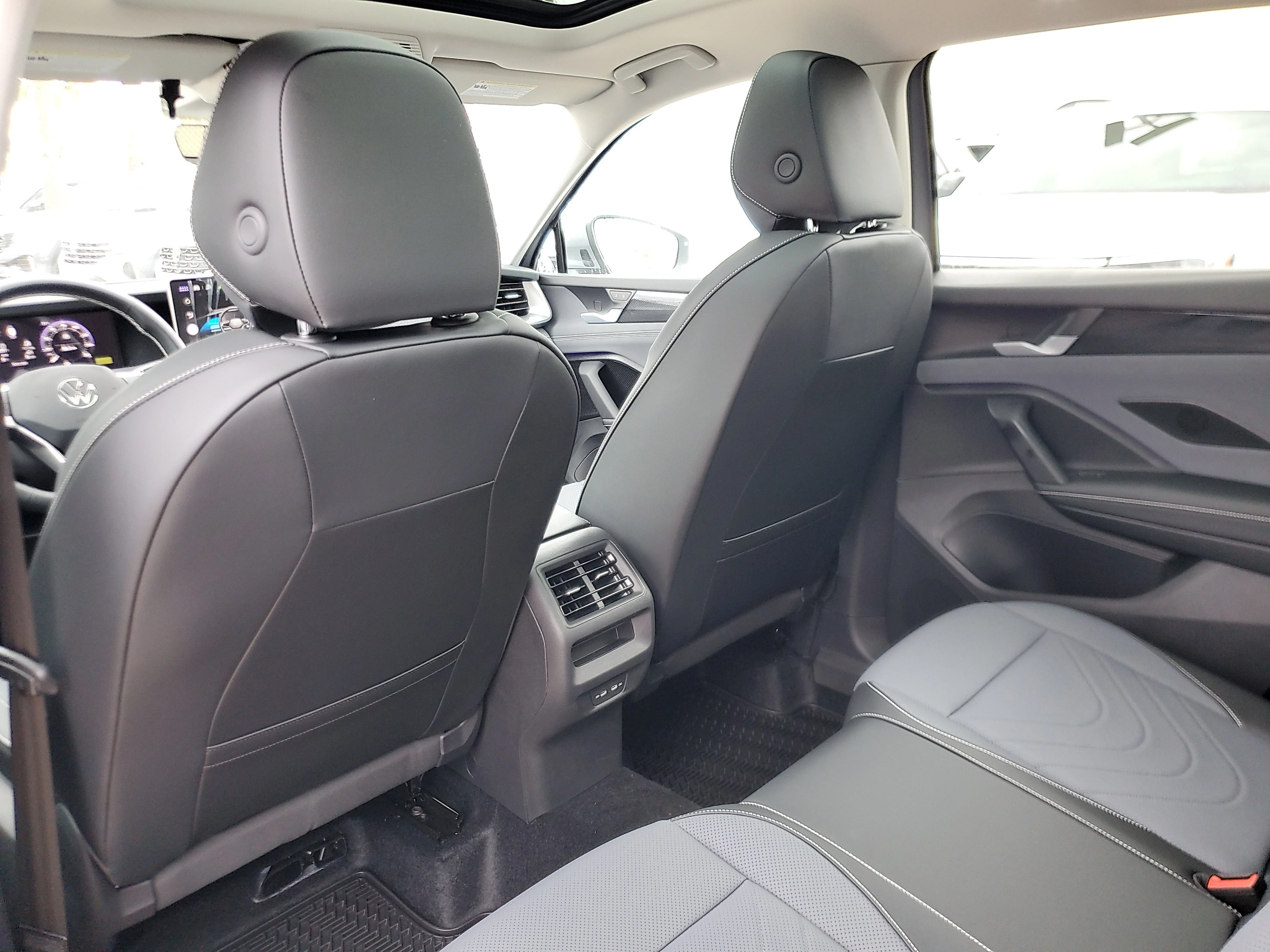 New 2026 Silver Volkswagen SE image 10