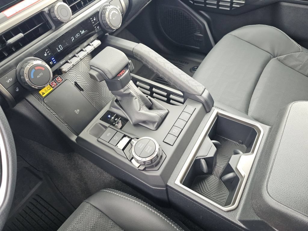 New 2026 Wind Chill Pearl Toyota TRD Sport Premium image 33