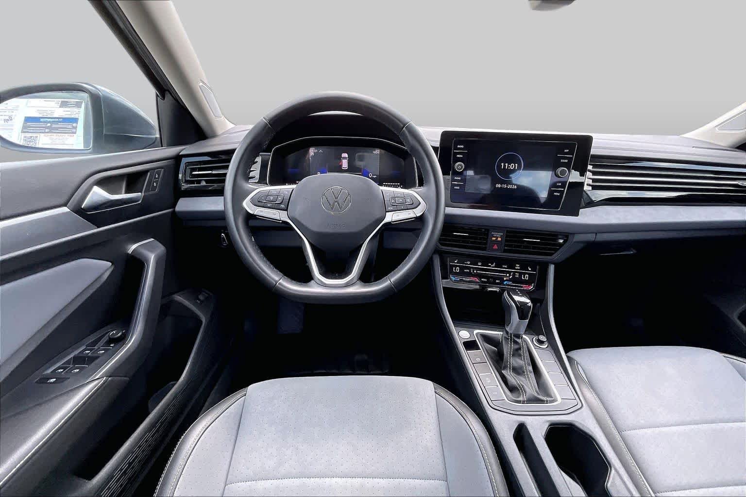 Pre-Owned 2025 Volkswagen Jetta SE