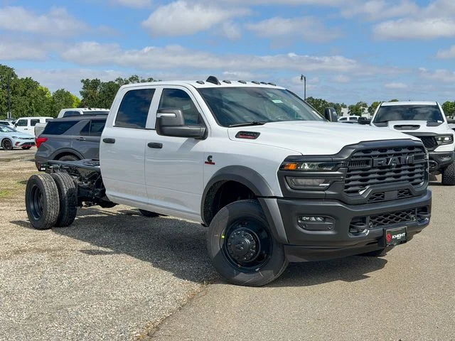New 2026 Bright White Clear-Coat Exterior Paint RAM Tradesman image 2