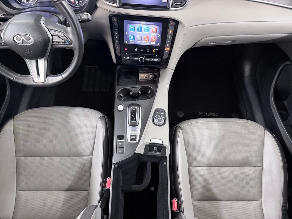 Used 2023 Gray INFINITI LUXE image 27
