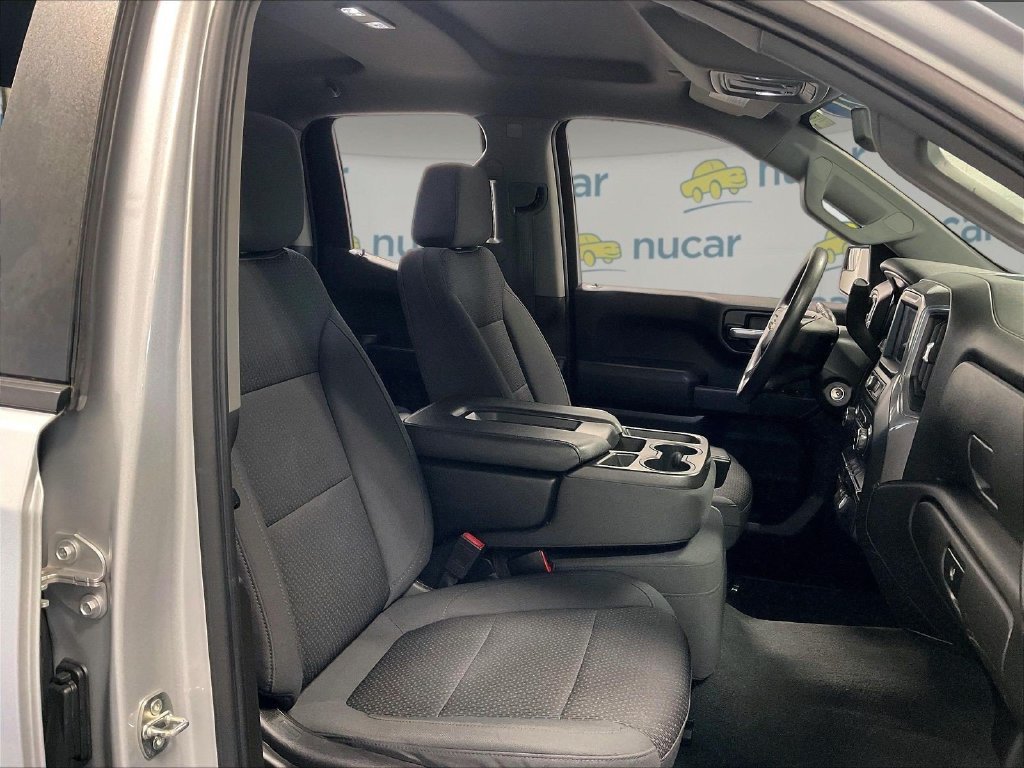 Used 2021 Silver Chevrolet Custom image 11