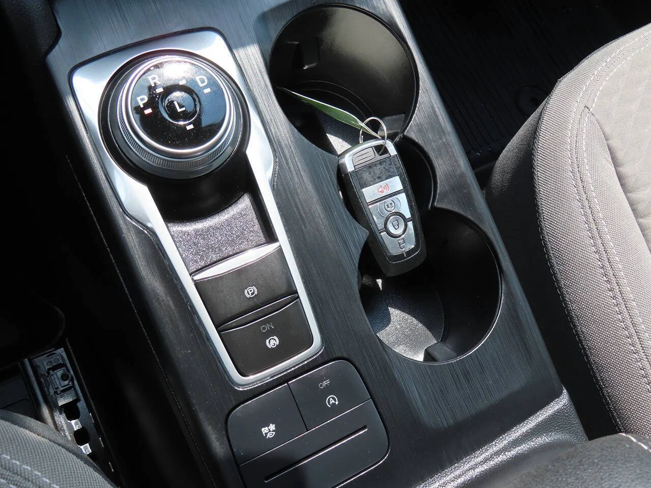 2021 Ford Escape SE - Photo 21