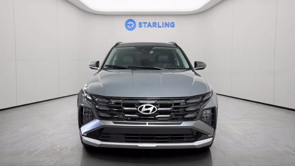 Used 2025 Gray Hyundai SEL Convenience image 17
