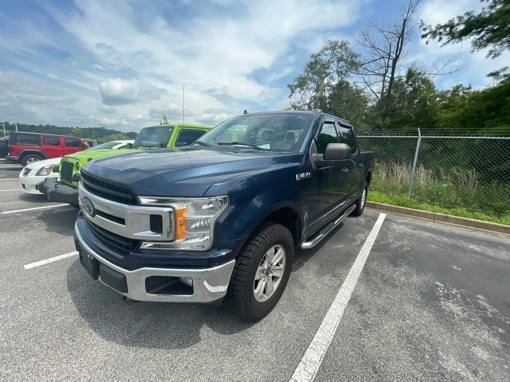Used 2019 Blue Ford XLT image 21