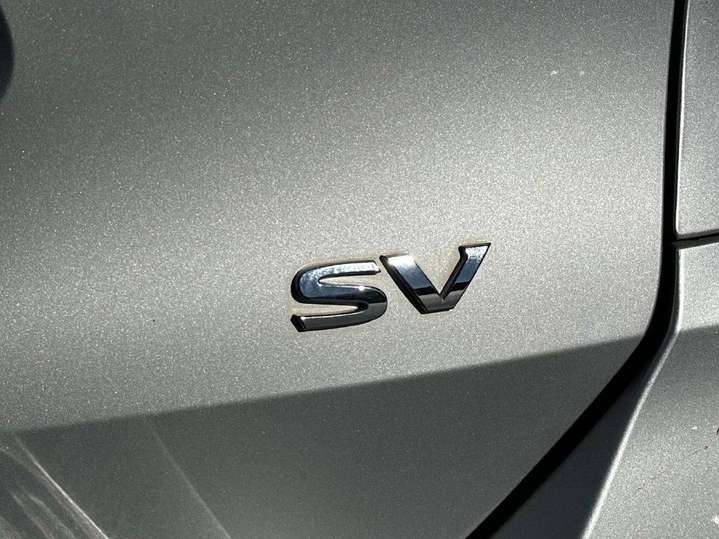 Used 2019 Silver Nissan SV image 10