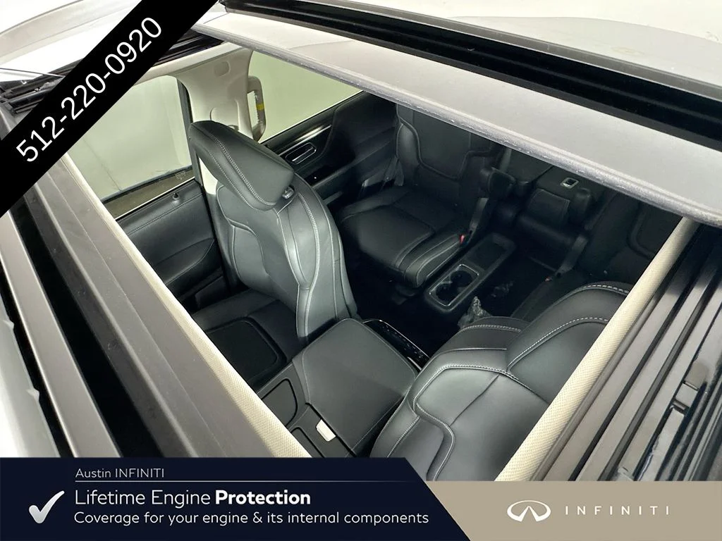 New 2027 RADIANT WHITE INFINITI PURE image 28