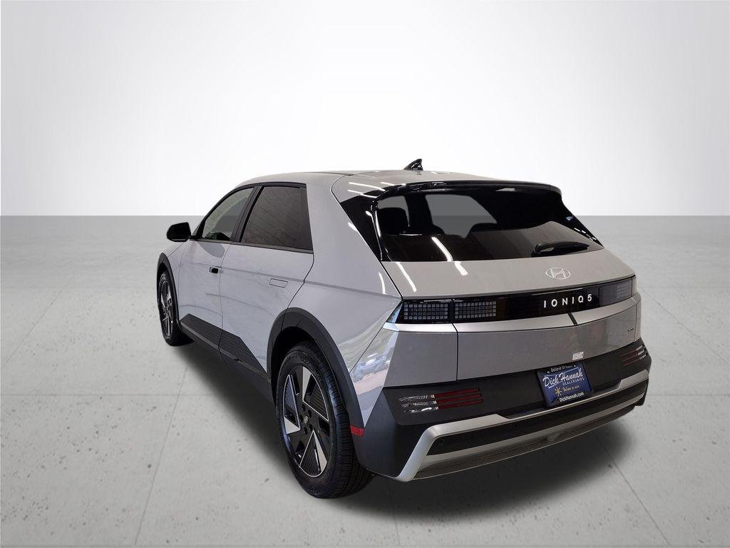 New 2026 Cyber Gray Hyundai SEL image 11