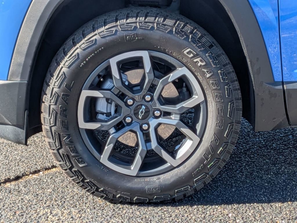 2025 Chevrolet Equinox ACTIV - Photo 11