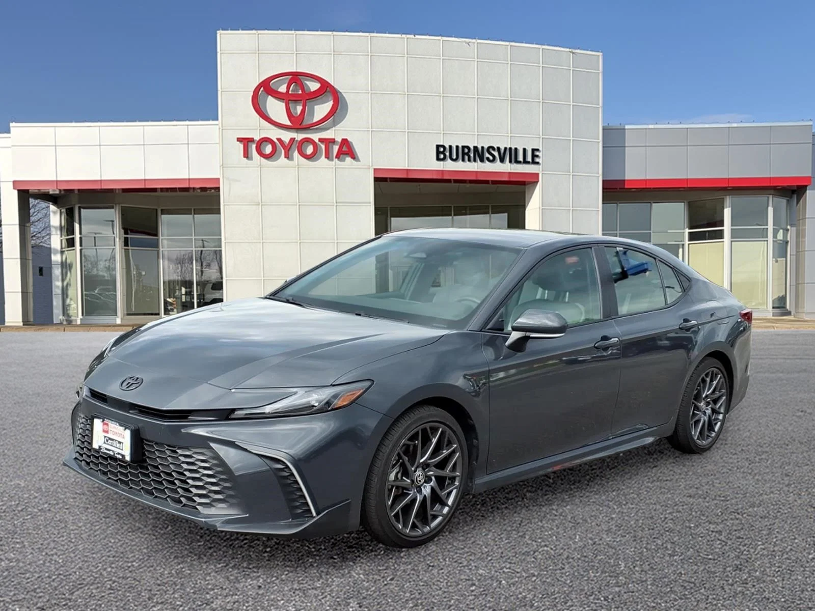 Certified Used 2025  Toyota SE image 8