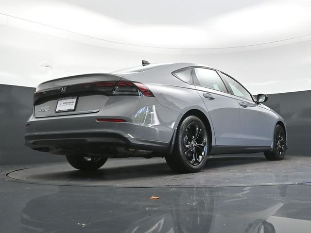 2025 Honda Accord SE - Photo 28