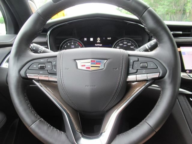 Used 2025 Stellar Black Metallic Cadillac Premium Luxury image 23