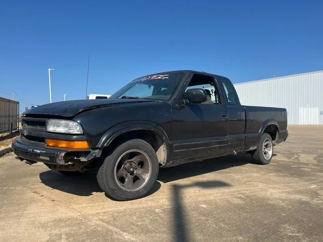 Used 1999 Chevrolet S-10 LS with VIN 1GCCS19X0X8114590 for sale in McAlester, OK