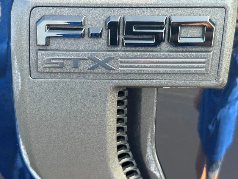 Used 2023 Antimatter Blue Metallic Ford XL image 6