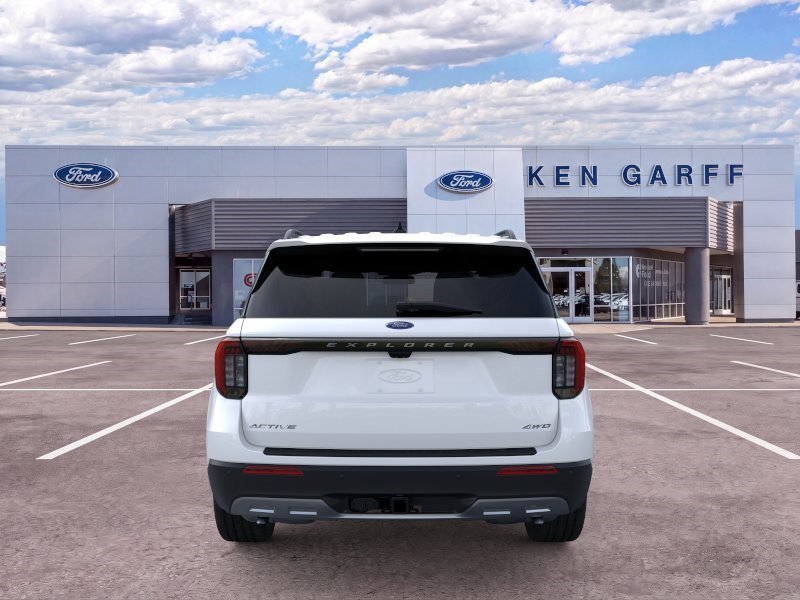 New 2025 Space White Metallic Ford Active image 5