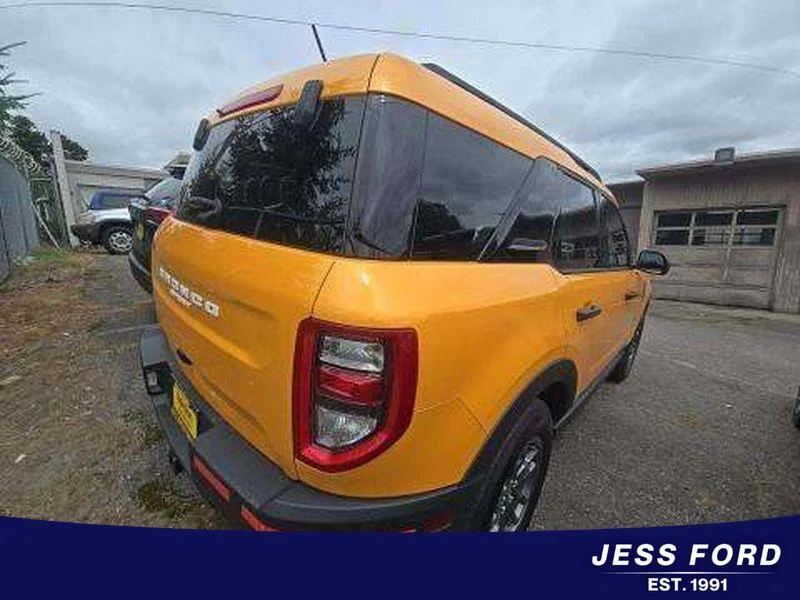 Used 2022 Cyber Orange Metallic Tricoat Ford Big Bend image 2