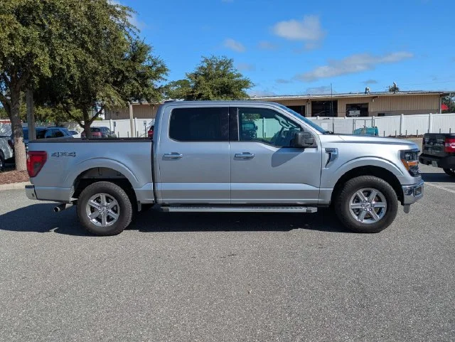 Used 2025 Silver Metallic Ford XLT image 2