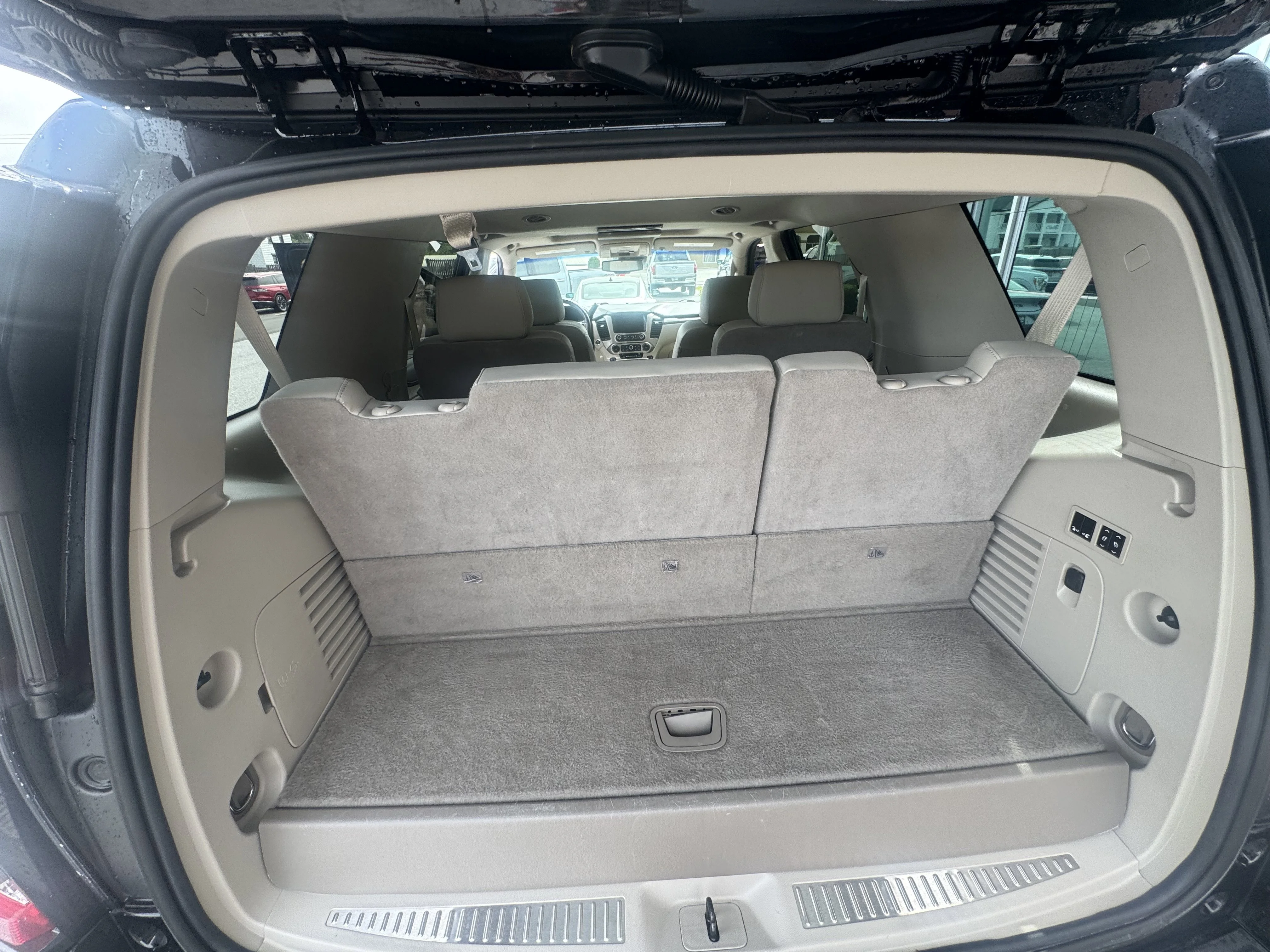 Used 2020 Onyx Black GMC Denali image 10
