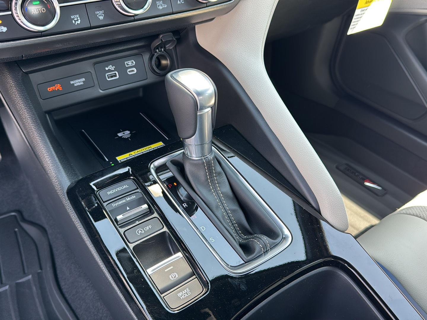 New 2026 Platinum White Pearl Acura w/Tech w/A-SPEC image 32