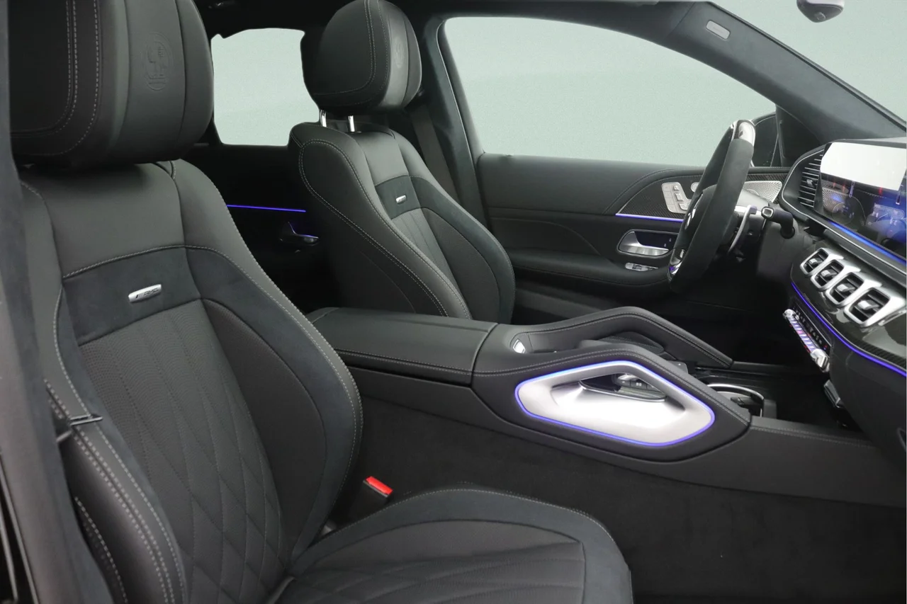 New 2026 Obsidian Black Metallic Mercedes-Benz 63 S AMG® 4MATIC® image 7