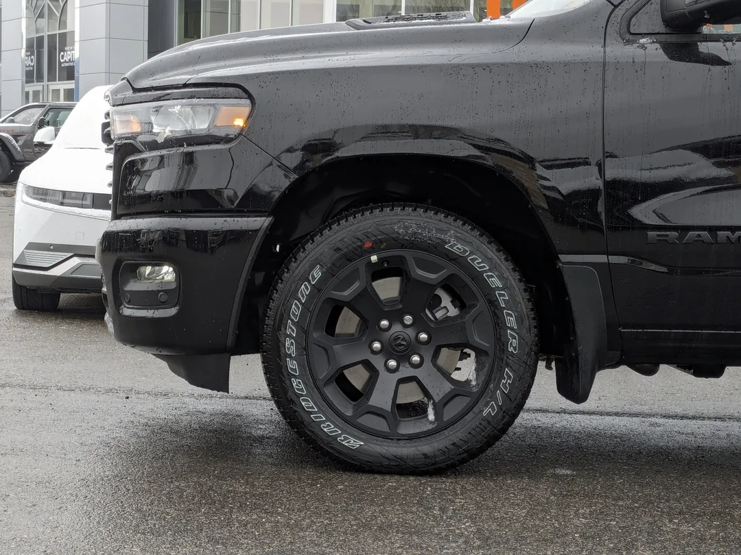 New 2026 Black RAM Sport - -  64 Box - Panoramic Sunroof - 360 Camera System - 12 Display & More! image 9
