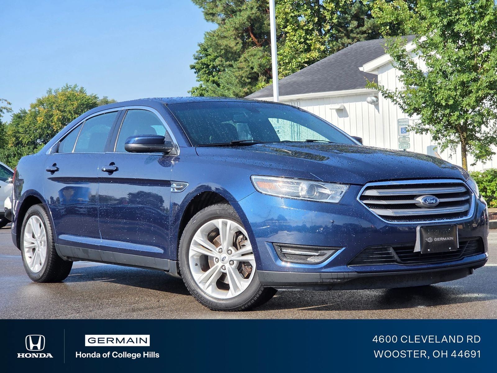 Used 2017 Blue Ford SEL image 3
