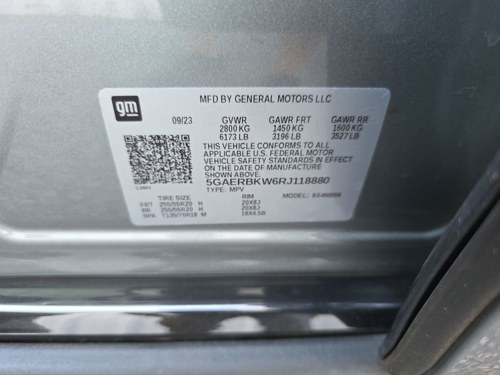 Used 2024 Gray Buick Essence image 42