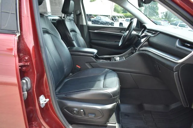 Used 2021 Red Jeep Limited image 20