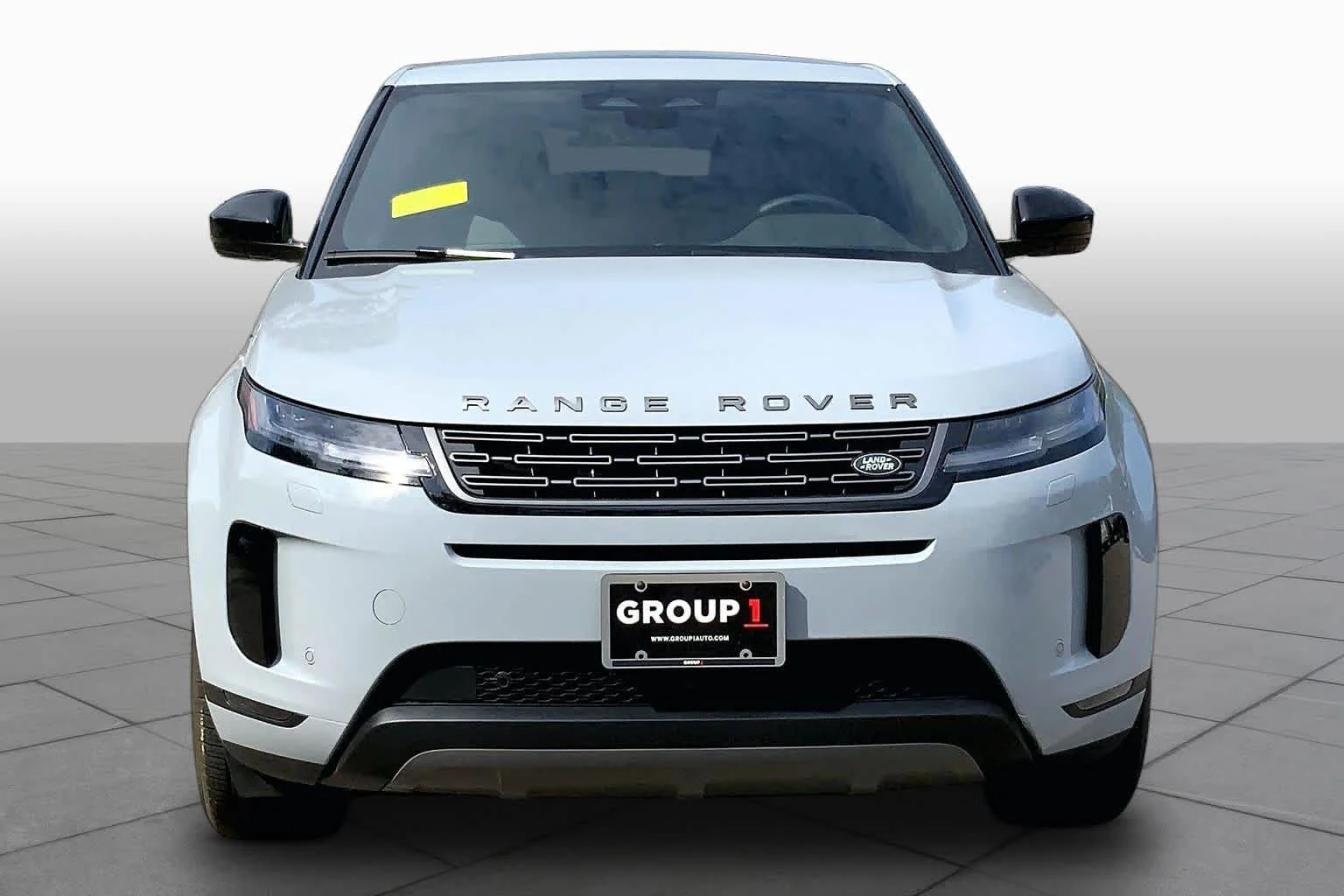 Used 2026 Arroios Grey Metallic Land Rover Core S image 4