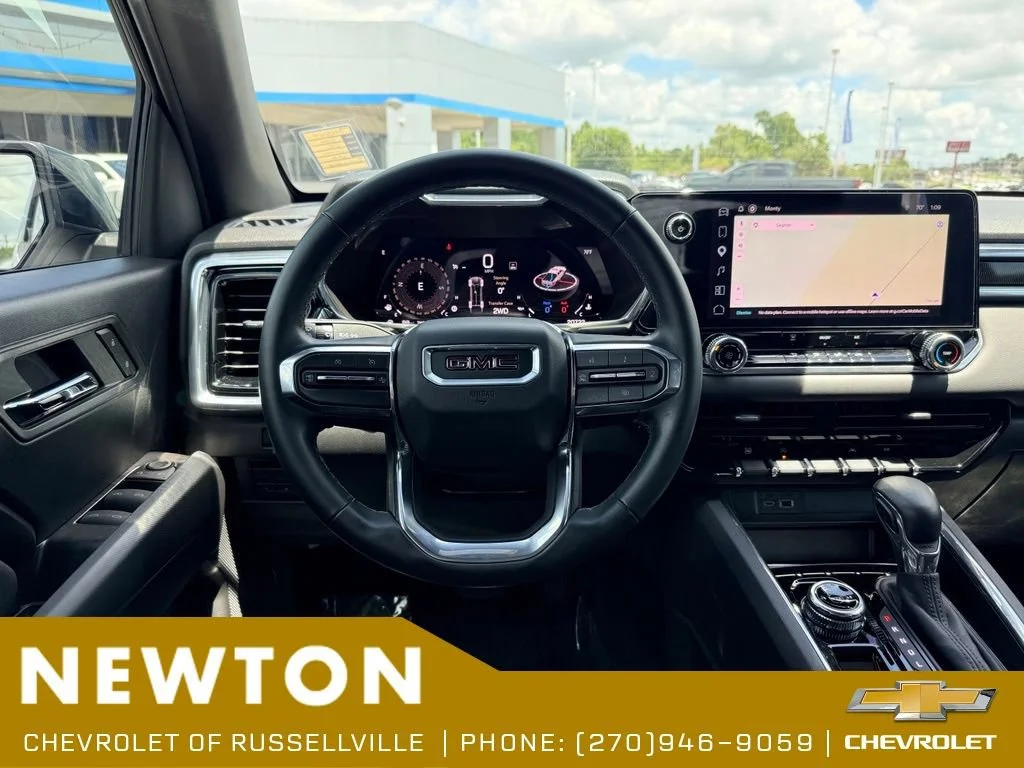 Used 2024 Summit White GMC Elevation image 14