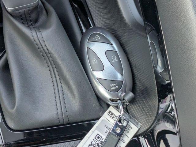 New 2026 White Hyundai SEL Sport image 34