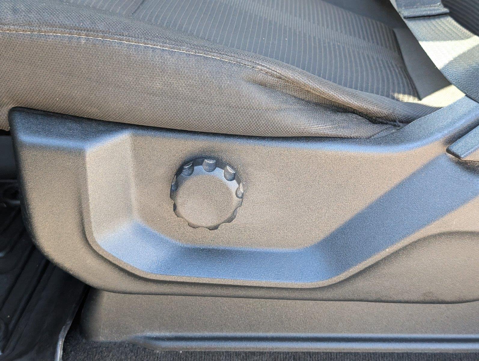 Used 2019 Ingot Silver Ford XL image 17