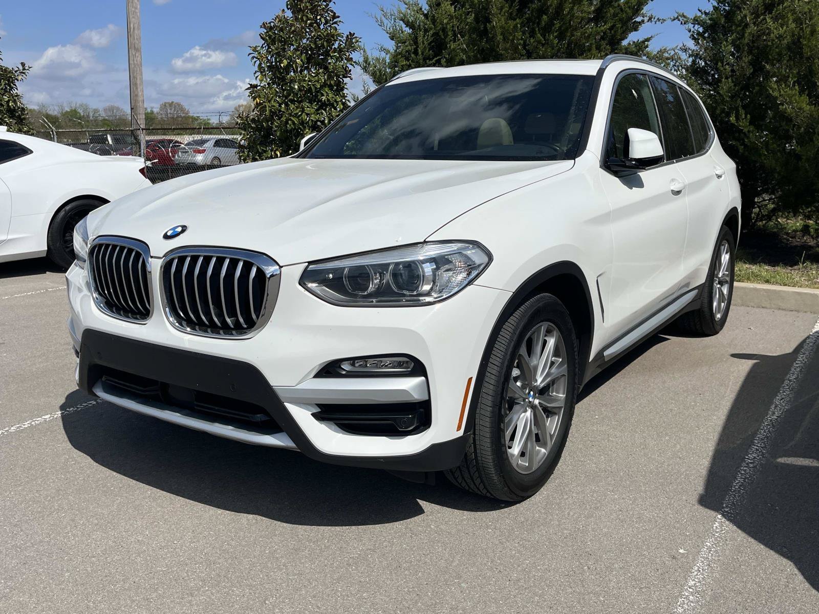 Used 2018 Alpine White BMW xDrive30i image 3