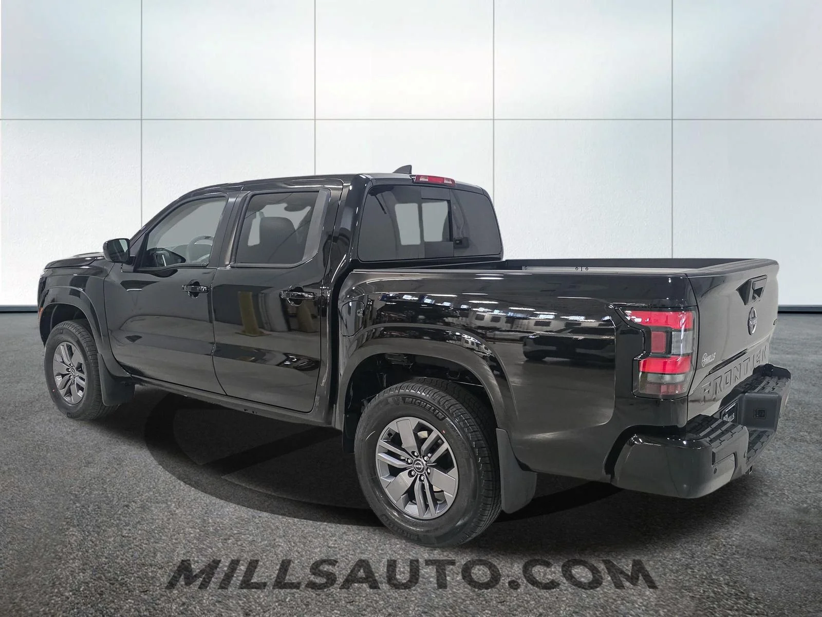 New 2026 Super Black Nissan Crew Cab SV image 4