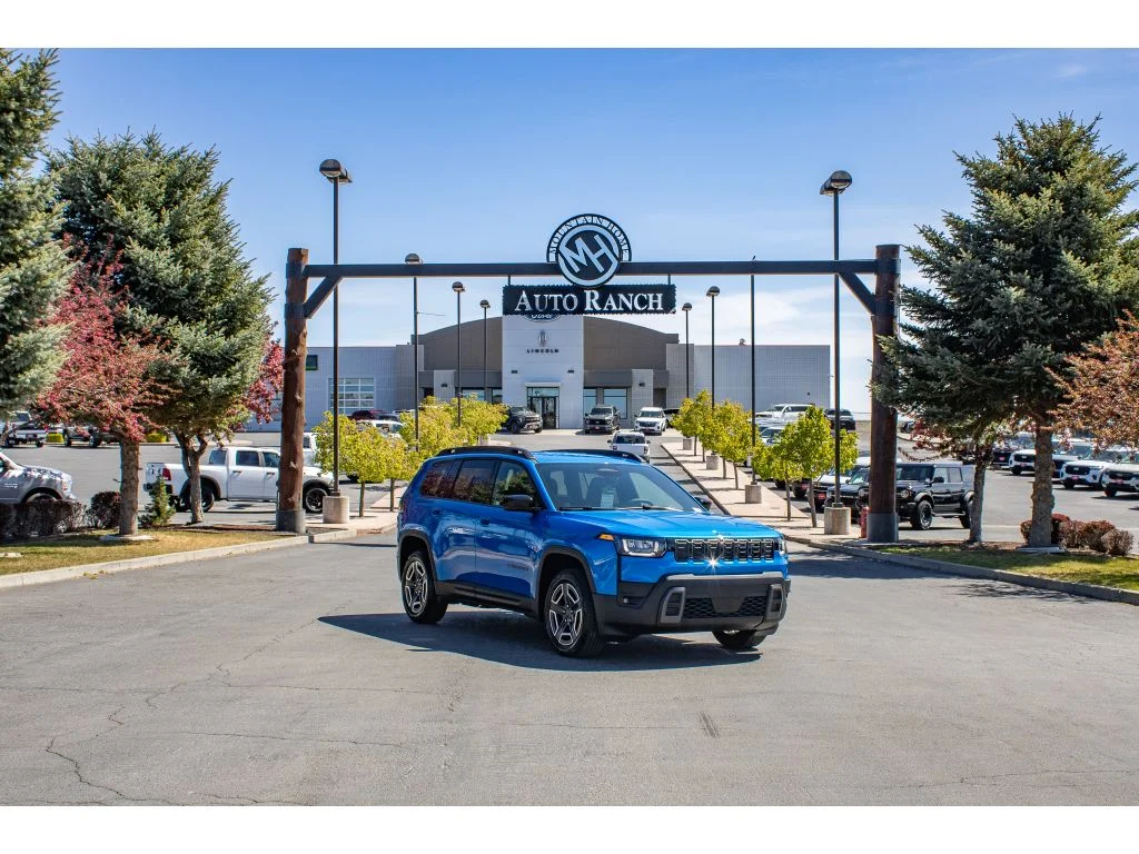 2026 Jeep Cherokee Laredo HEV 4X4's photo