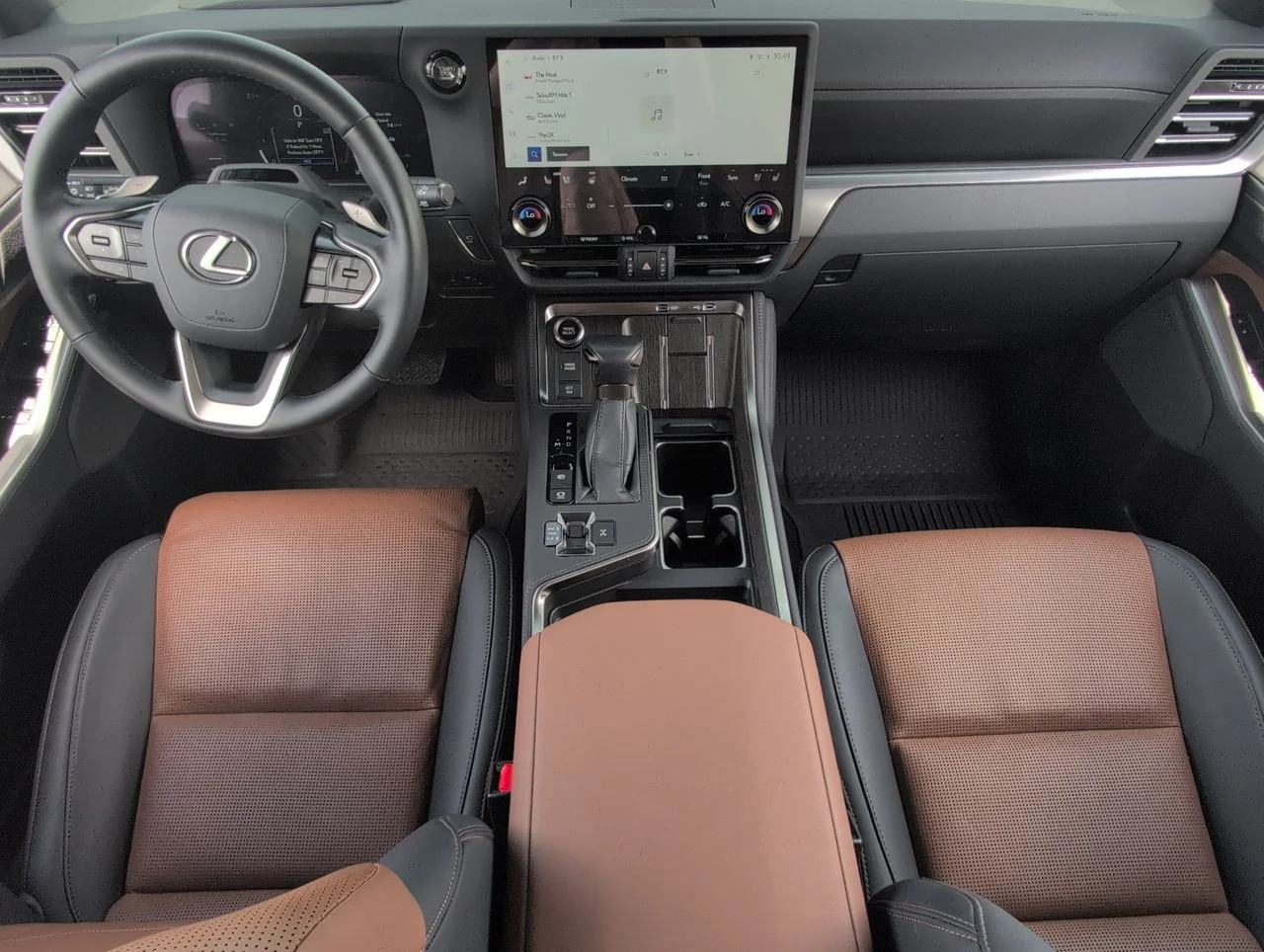Used 2024 Gray Lexus Luxury image 21
