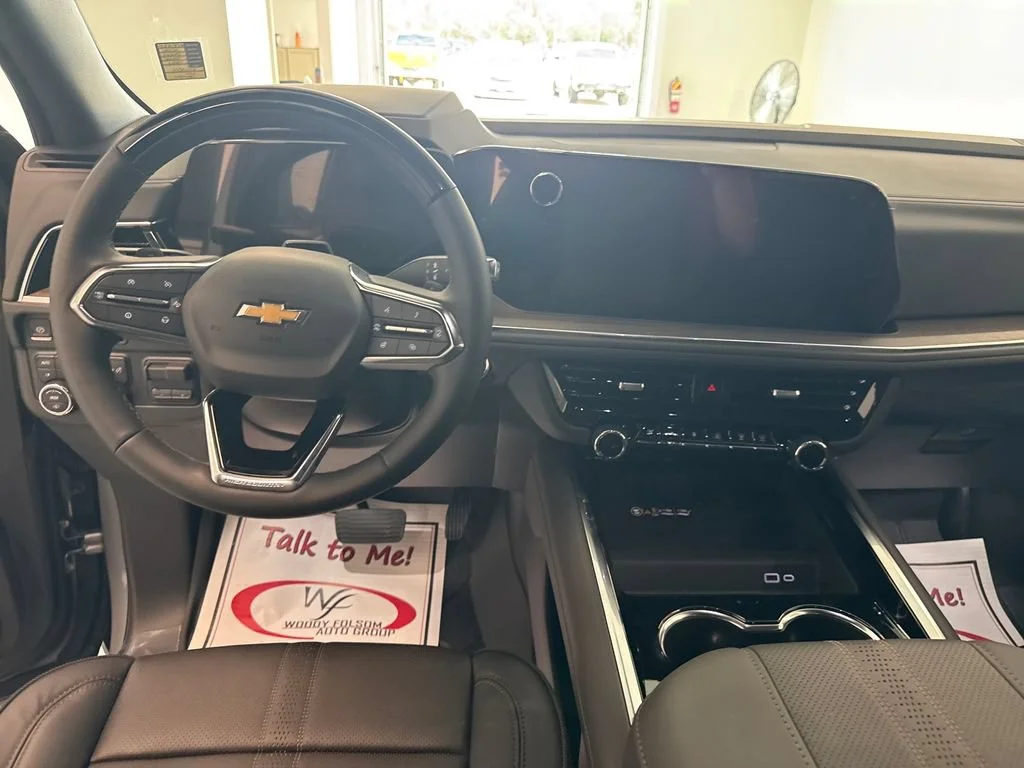 New 2026 Sterling Gray Metallic Chevrolet High Country image 17