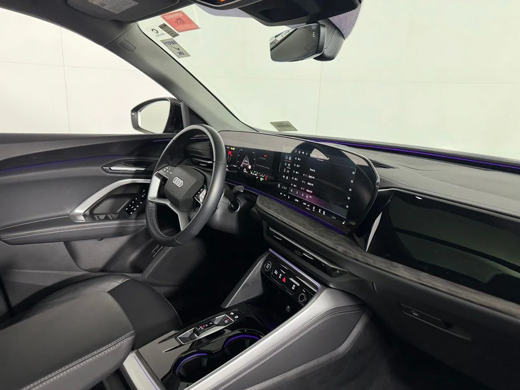 2025 Audi Q5 Premium - Photo 31