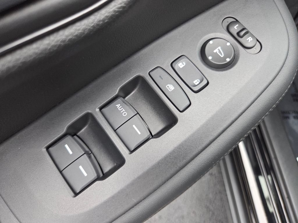 2023 Honda HR-V LX - Photo 29