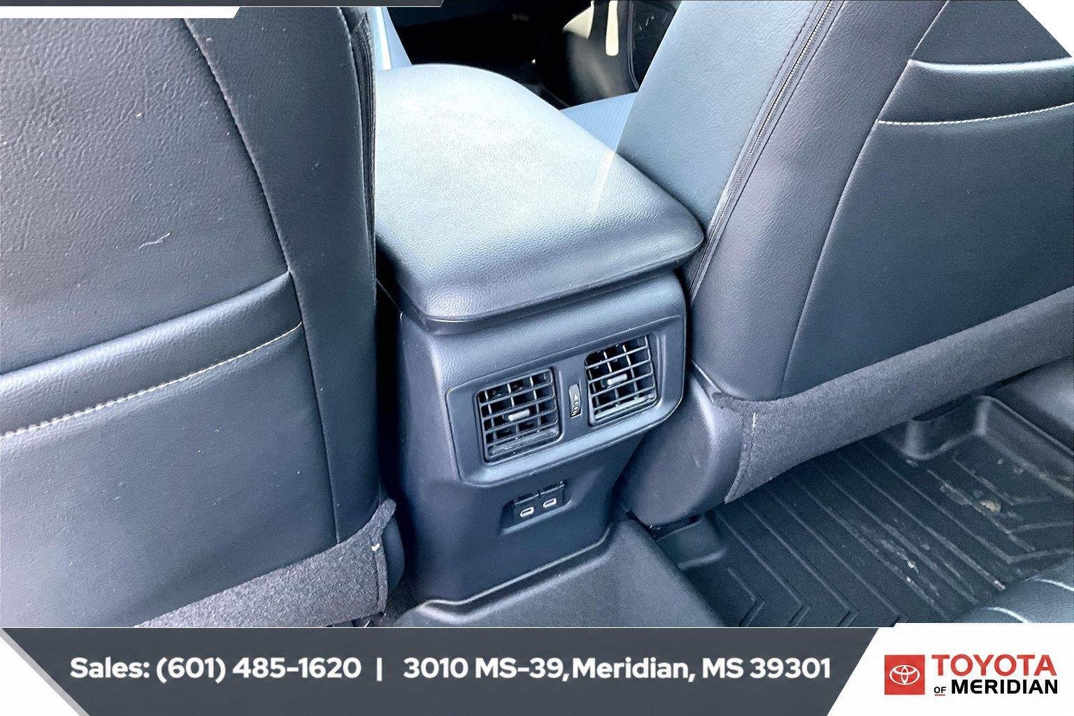 Used 2024 Ice Cap Toyota XLE image 24