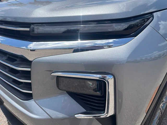 Used 2025 Gray Chevrolet LT image 4