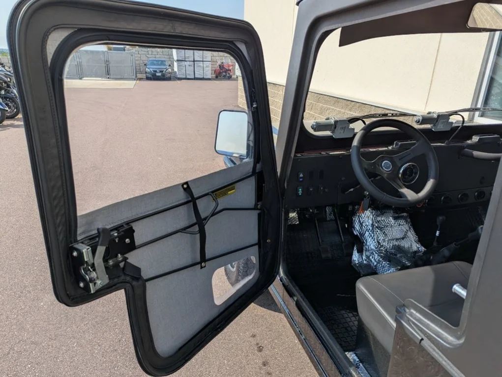 Used 2024 BLACK Mahindra  image 10