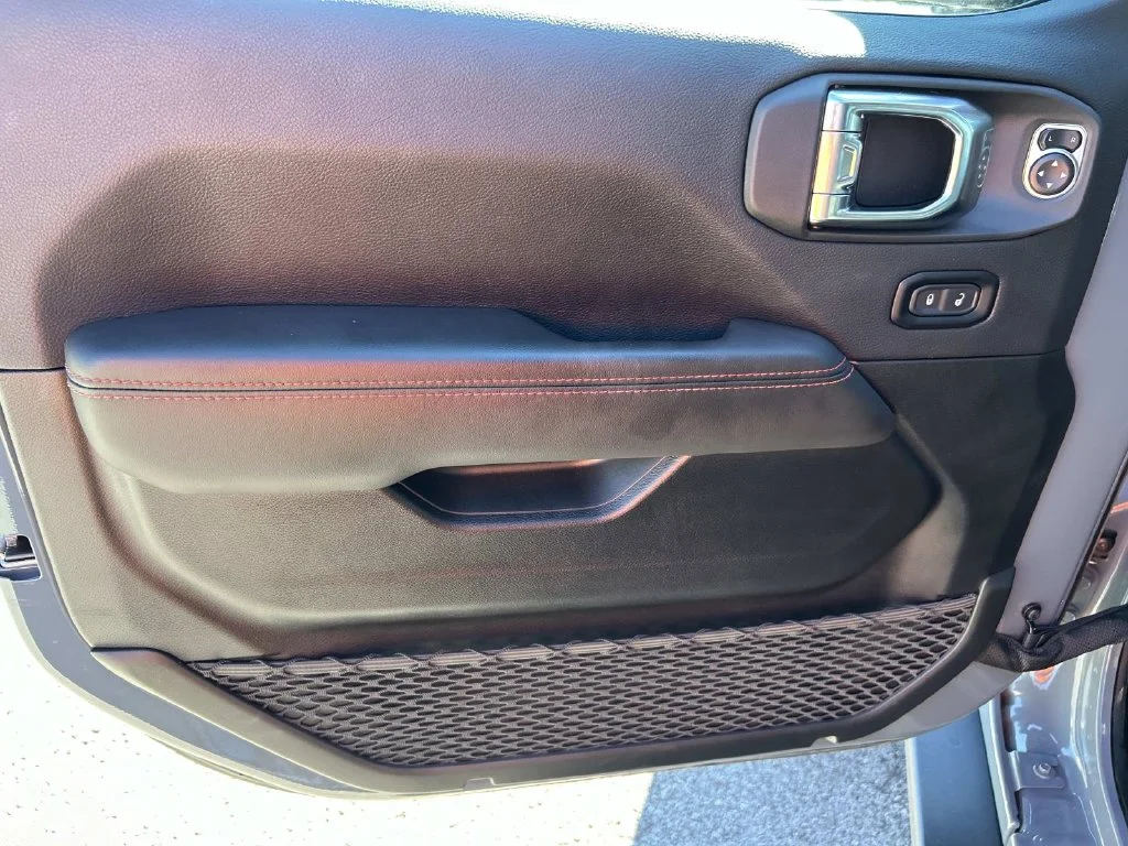 Used 2026 Gray Jeep Rubicon X image 17